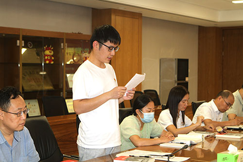 【匯聚青年力量 奮進時代征程】創力集團黨支部召開專題黨課暨預備黨員轉正黨員大會(圖2)