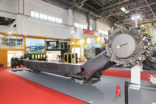 MG2×250-1200-WD型電牽引采煤機.jpg MG2×250-1200-WD型電牽引采煤機.jpg