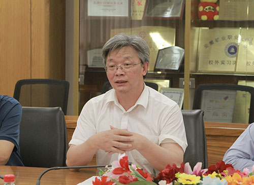 中國(guó)礦業(yè)大學(xué)黨委書記劉波一行到上海創(chuàng)力集團(tuán)走訪交流(圖2)