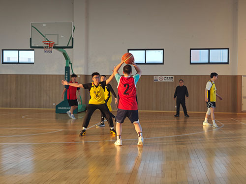 籃球.jpg 躍動創力 智勝未來 | 創力集團2025年主題運動會圓滿落幕(圖3)